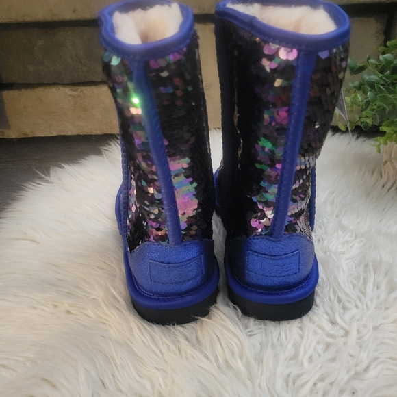 UGG Classic Short Multi Sequin Boots Size 5 - Picture 3 of 15